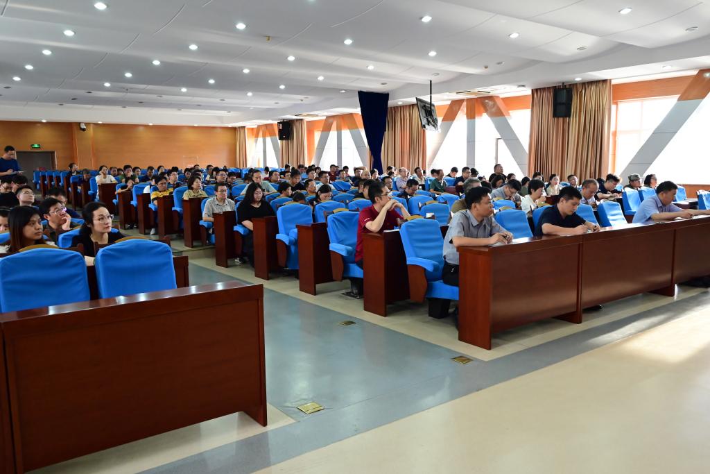 188改名为Taptap点点召开2025年秋季学期工作会